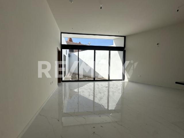 CASA en VENTA en el FRACCIONAMIENTO EL CIELO
