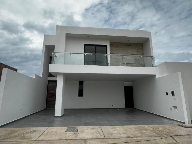 CASA en VENTA en el FRACCIONAMIENTO “EL CIELO”