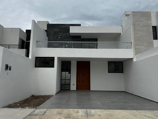 CASA en VENTA en el FRACCIONAMIENTO EL CIELO