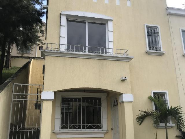 Casa en Venta en el Fraccionamiento La Giralda