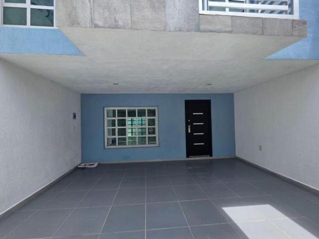 CASA EN VENTA EN EL FRACCIONAMIENTO LA PROVIDENCIA, TONALÁ, JAL