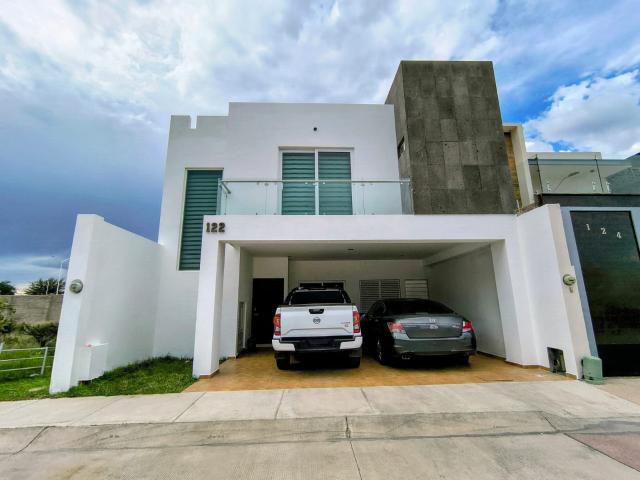Casa en VENTA en el FRACCIONAMIENTO LAS CALZADAS