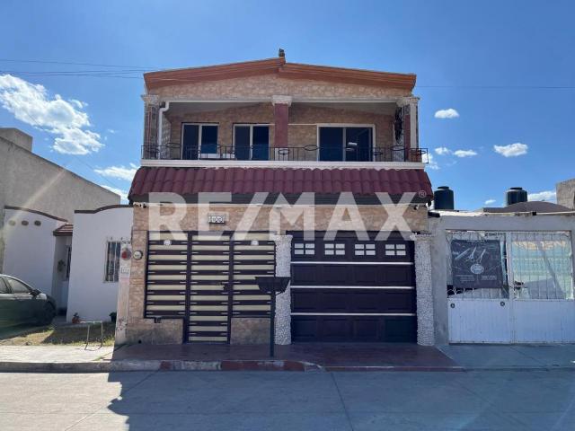 Casa en venta en el fraccionamiento Los Duraznos