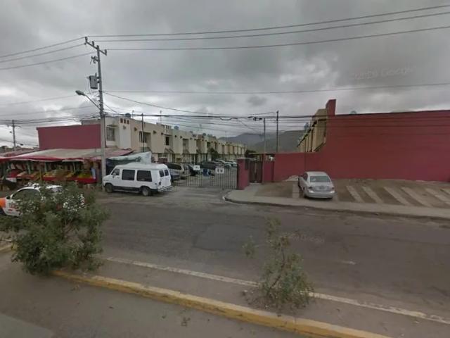 Casa en venta en El Laurel I, Tijuana, Baja California