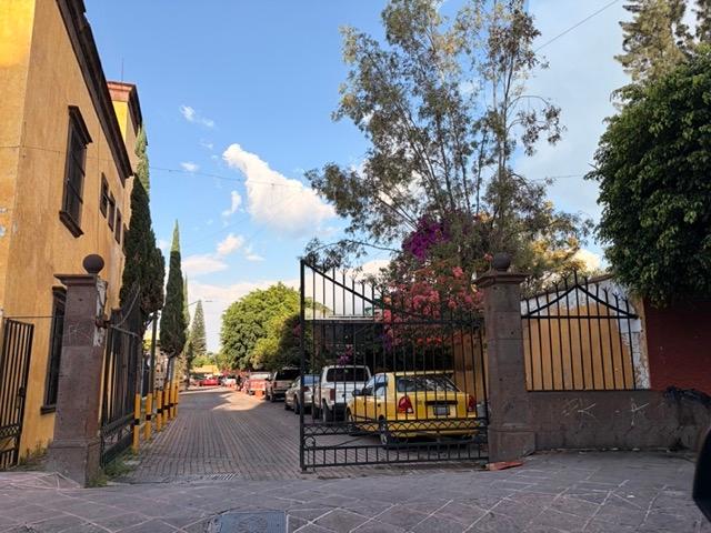 CASA EN VENTA EN EL PUEBLITO CENTRO