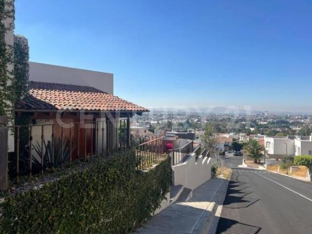 Casa en Venta en El Pedregal de Querétaro