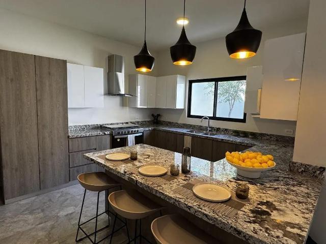 Casa en Venta en El Ranchito Santiago NL