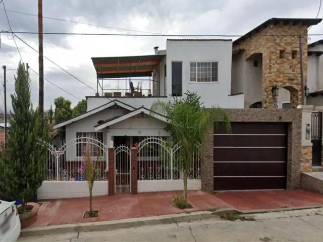 Casa en venta en El Refugio, Tecate, Baja California