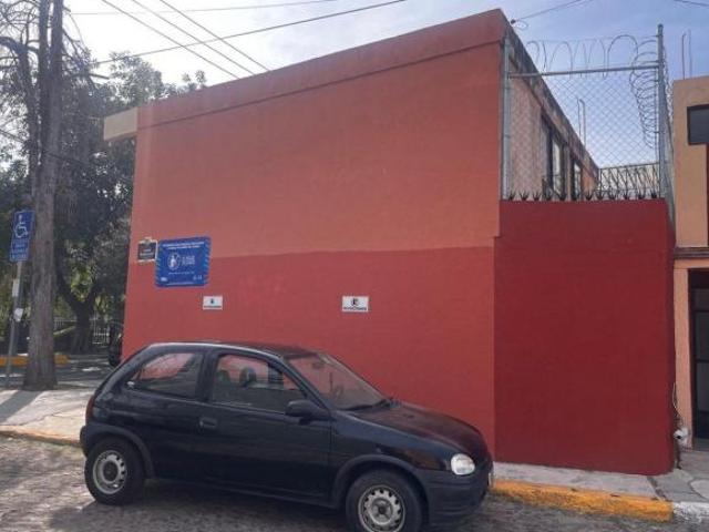 Casa en Venta en El Retablo, Querétaro – Uso Comercial y Habitacional, Esquina, a Pasos de la UTEQ