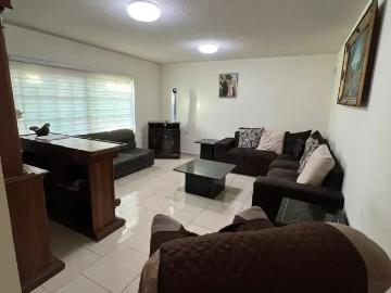 CASA EN VENTA EN EL ROSARIO A 5 MINUTOS DE PLAZAS COMERCIALES