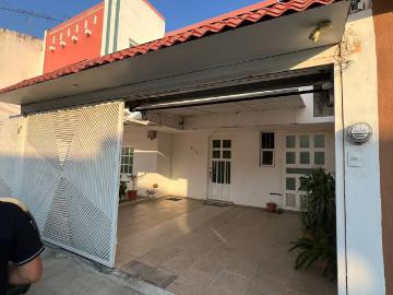Casa en venta en El Rosario, León, Guanajuato