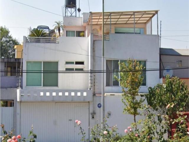 Casa en venta en El Rosedal, Coyoacán, Ciudad de México