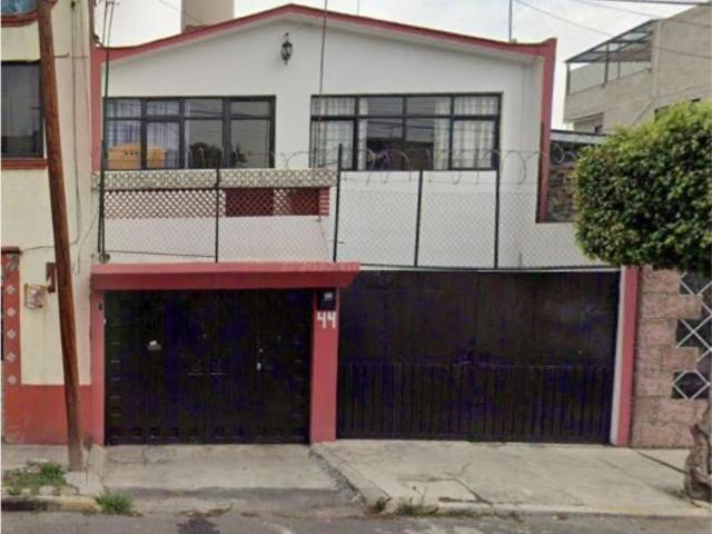 Casa en venta en El Sifón, Iztapalapa, Ciudad de México