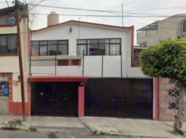 Casa en venta en El Sifón, Iztapalapa, Ciudad de México