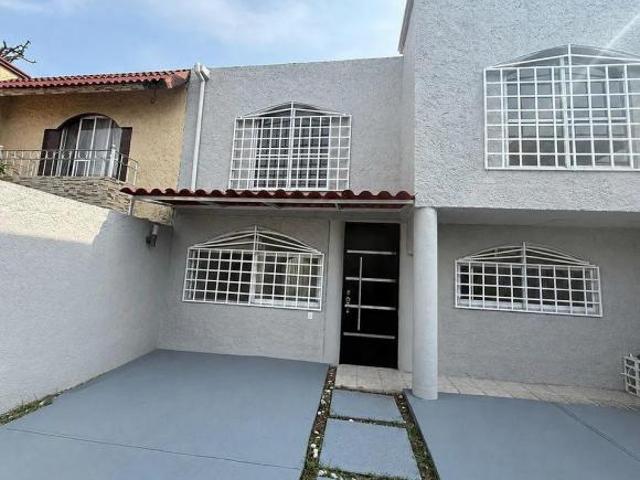 CASA EN VENTA EN EL TAPATÍO, TLAQUEPAQUE