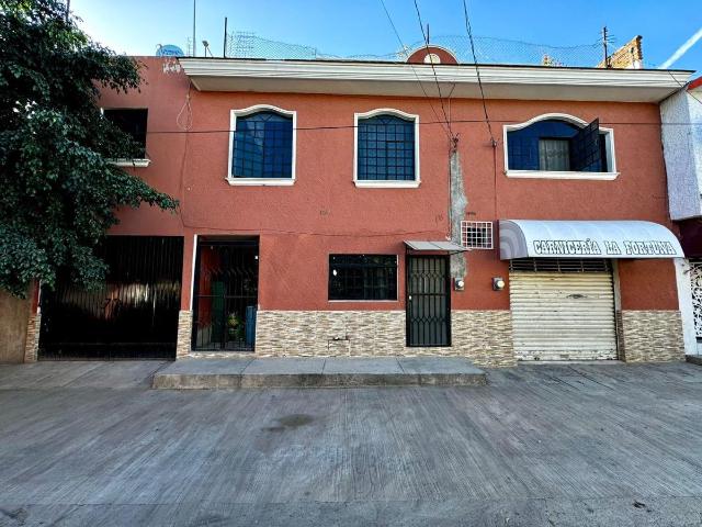 Casa en venta en El Vergel 1ra. Sección, San Pedro Tlaquepaque, Jalisco