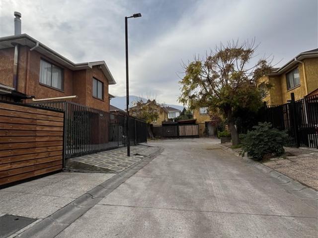 Casa en Venta en El Vienes 6406