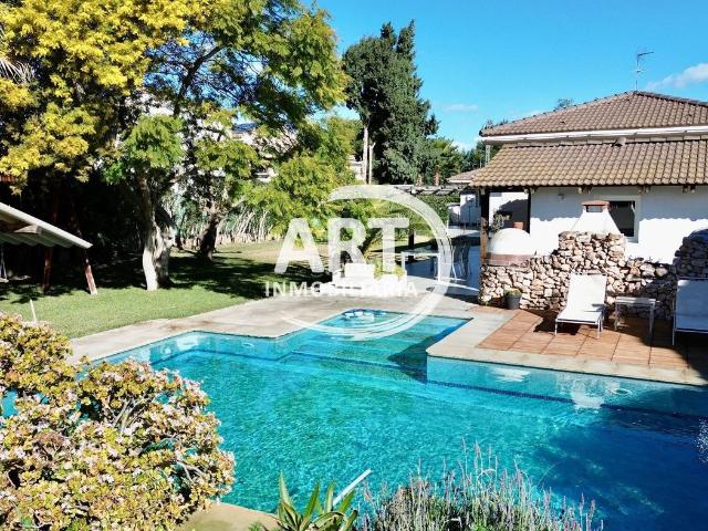Casa en venta en Eliana l´, Montealegre. PROPIEDAD INDEPENDIENTE EN VENTA JUNTO A LA ELIANA. Casas Eliana.