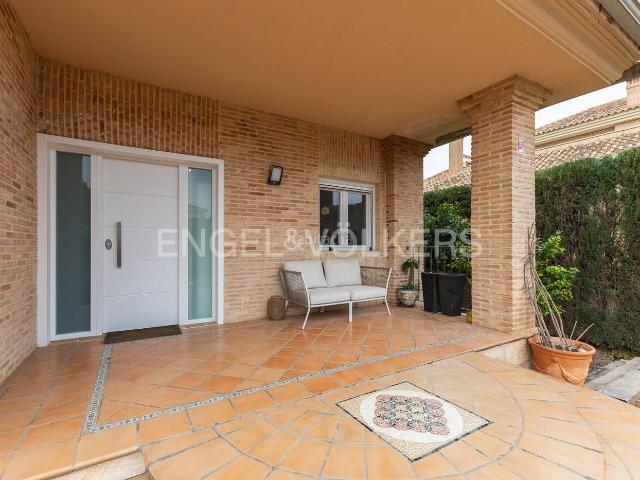 Casa en venta en Eliana l´, El Carme Sant Agustí Bonavista. Magnifico unifamiliar en La Eliana. Casas Eliana.