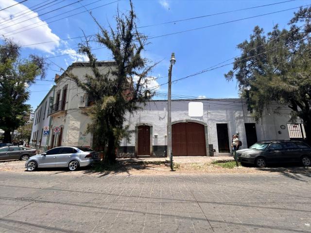 Casa en venta en EMBAJADORAS GTO