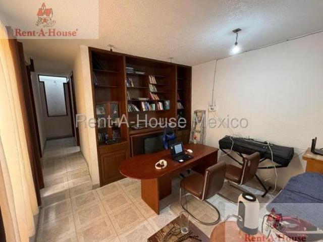 Casa en Venta en Emilio Carranza 26 144