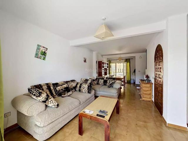 Casa en venta en Empuriabrava, Port Grec Port Moxó Costa Brava. Casa de pescador con amarre de 5 x 10 m antes de los puentes, a 200 m de la playa. Casas.