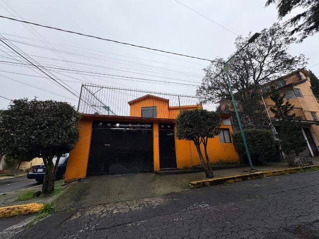 Casa en venta en Encinos, Chimili a 15 min de Six Flags