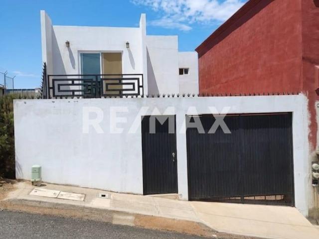 CASA EN VENTA EN ENSENADA