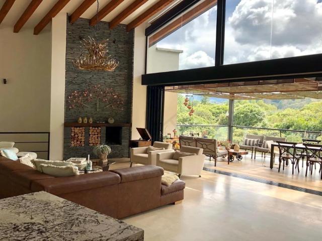 Casa En Venta En Envigado En Alto De Palmas V185345
