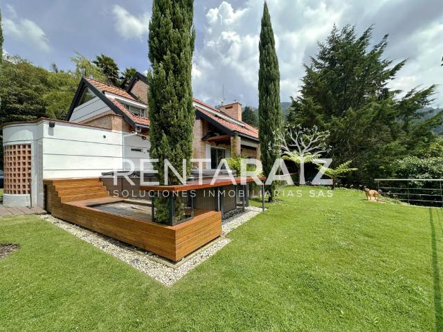 Casa En Venta En Envigado En El Chocho V226070