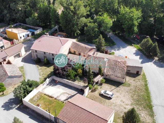 Casa en venta en Escobar de Polendos. Casa en venta en Escobar De Polendos, 3 dormitorios. Casas Escobar de.