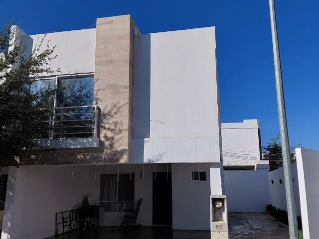 Casa en Venta en Escobedo