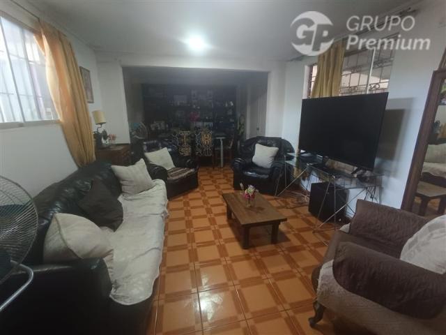 Casa en Venta en Escorial Villa España, Estacion Central