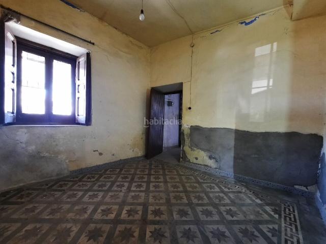 Casa en venta en Escalona. CASA CON ENCANTO EN EL CASCO URBANO DE ESCALONA. Casas.