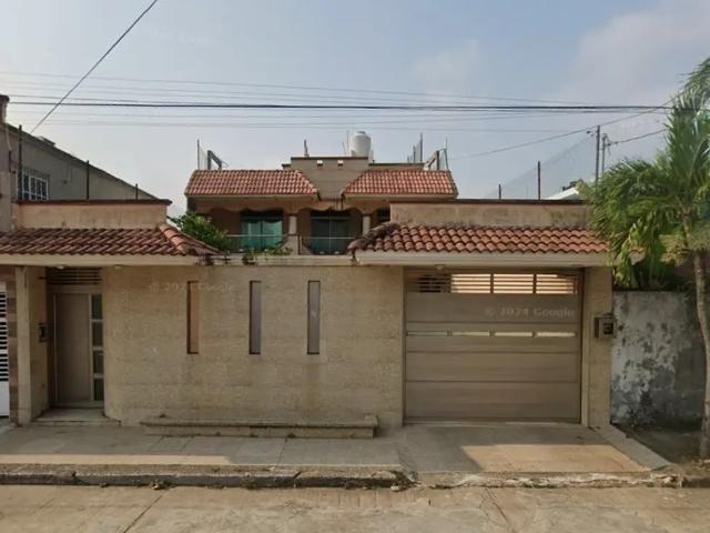 Casa en venta en Esfuerzo de los Hermanos Del Trabajo, Coatzacoalcos, Veracruz de Ignacio de la Llave