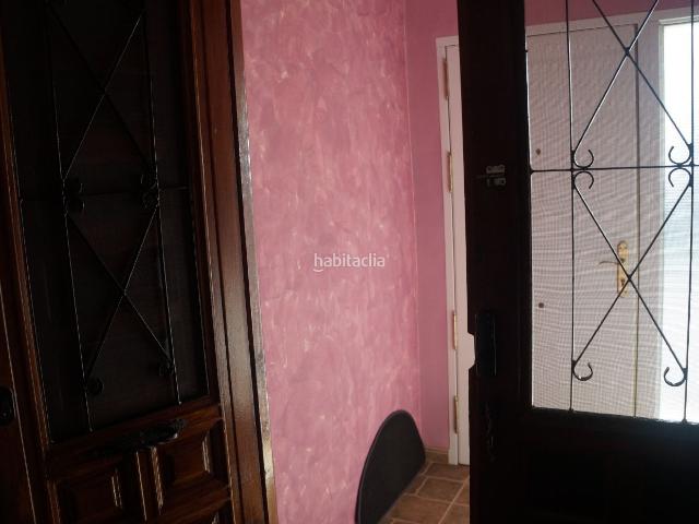 Casa en venta en Esparragalejo. Casa de 2 plantas. Casas.