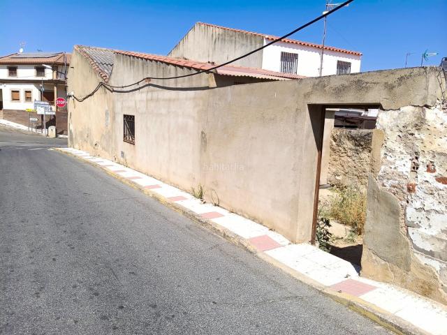 Casa en venta en Esparragalejo. CASA ESQUINERA EN ESPARRAGALEJO. Casas.