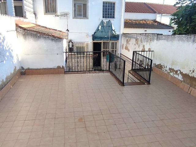 Casa en venta en Esparragalejo. FANTÁSTICA CASA EN ESPARRAGALEJO. Casas.