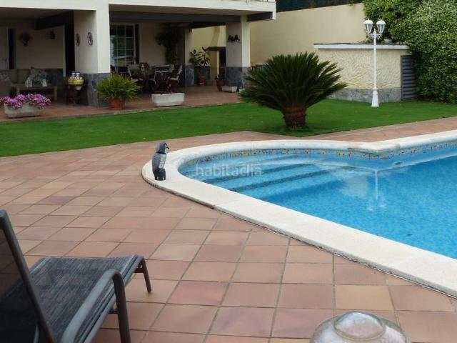 Casa en venta en Esparreguera, Can Rial. Casas.