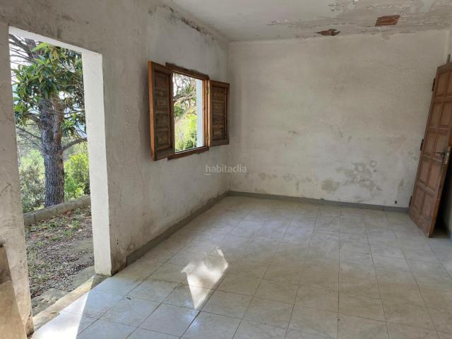 Casa en venta en Esparreguera, Can Vinyals. ECONOMICA CASA PARA REFORMAR EN CAN VINYALS. Casas.