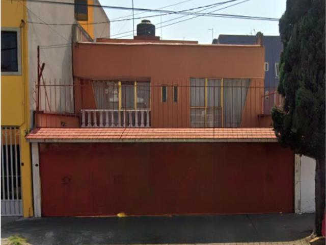 Casa en venta en Espartaco, Coyoacán, Ciudad de México