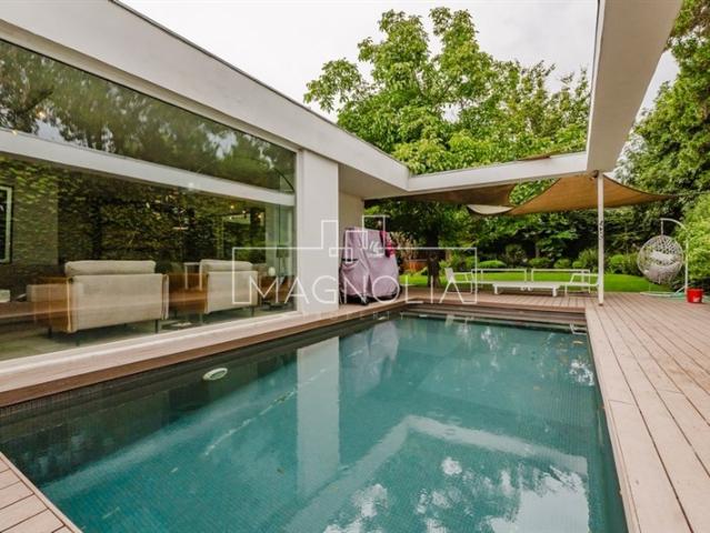 Casa en Venta en Espectacular casa remodelada sector Luis Carrera