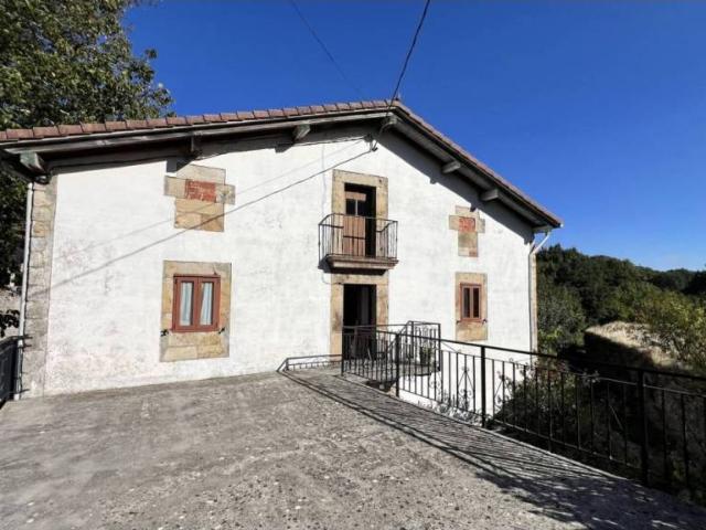 Casa en Venta en Espinosa de los Monteros