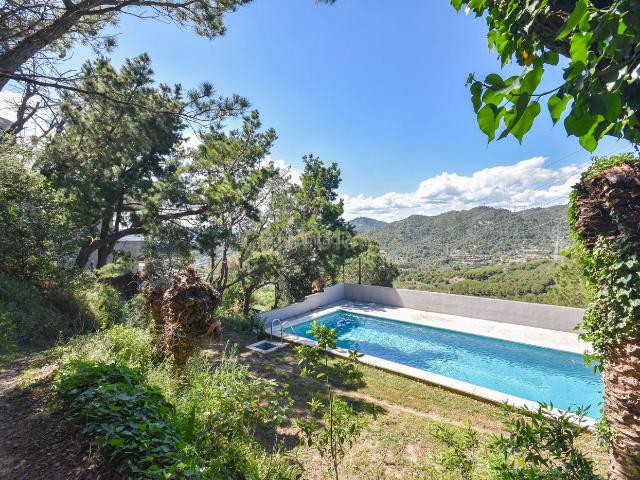 Casa en venta en Esplugues de Llobregat, La Miranda. CASA CON PROYECTO DE ARQUITECTURA INCLUIDO. Casas Esplugues de.