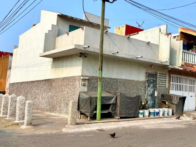 Casa en venta en esquina en colonia Costa dorada Veracruz