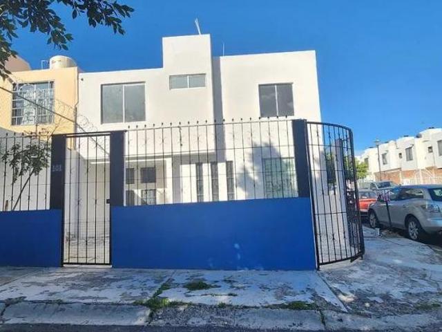 Casa en venta en esquina La Loma, Querétaro