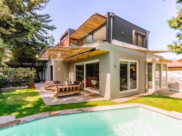 Casa en Venta en Estadio Israelita / Hospital Fach