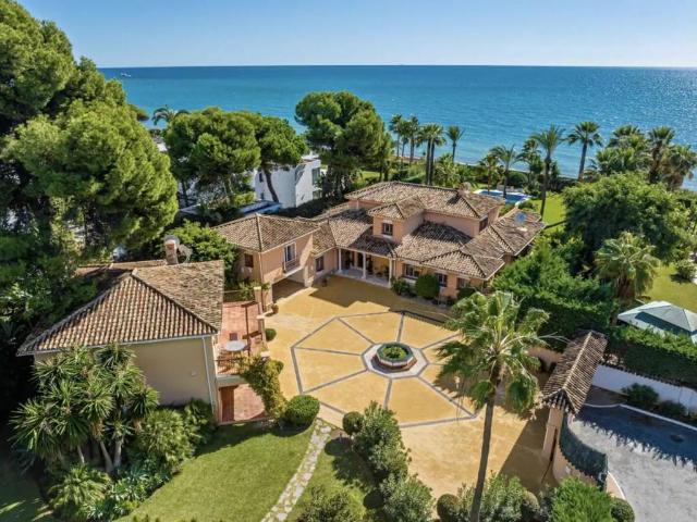 Casa en Venta en Estepona