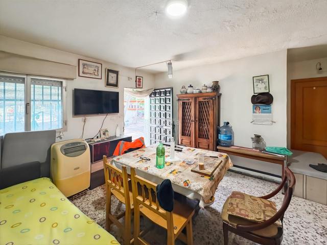 Casa en venta en Estremera. Casa en venta en Estremera, Madrid. Casas.
