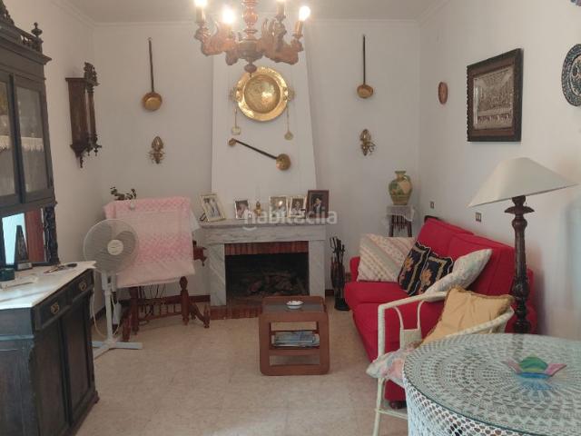 Casa en venta en Fuente de Cantos. Casa con tejados nuevos. Casas Fuente de.